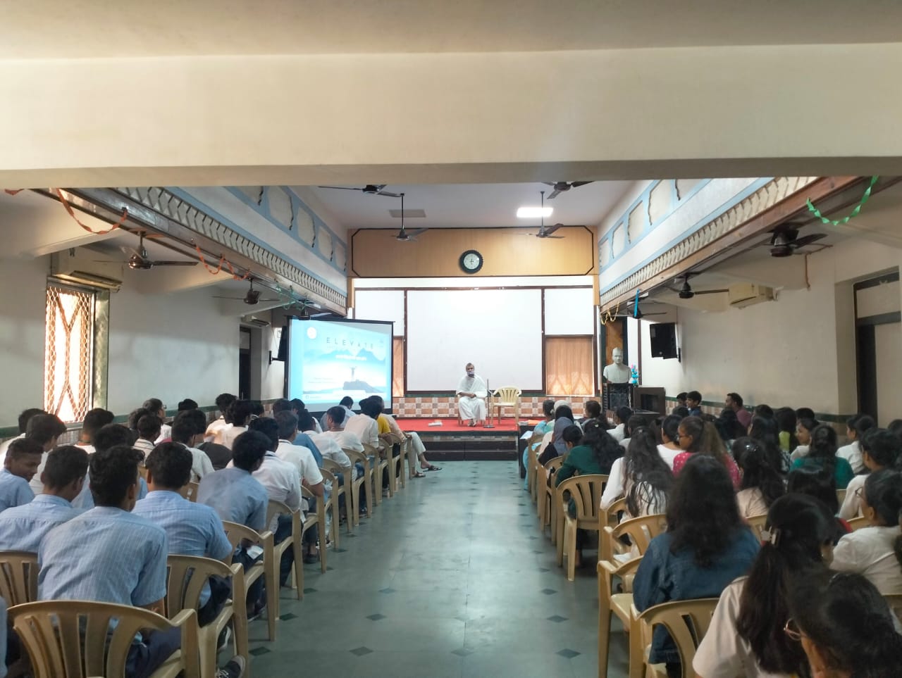 Gurukul High School, Ghatkopar.jpeg